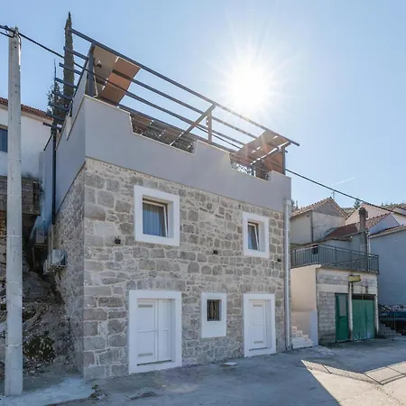 3 Bedroom Awesome In Semesterbostad *