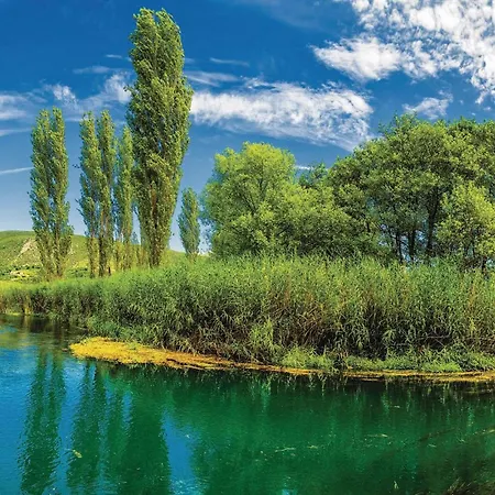 3 Bedroom Awesome In Semesterbostad *