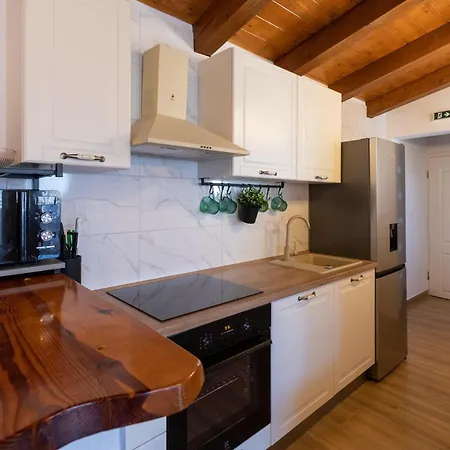 3 Bedroom Awesome In Semesterbostad