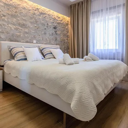 3 Bedroom Stunning In Mliniste