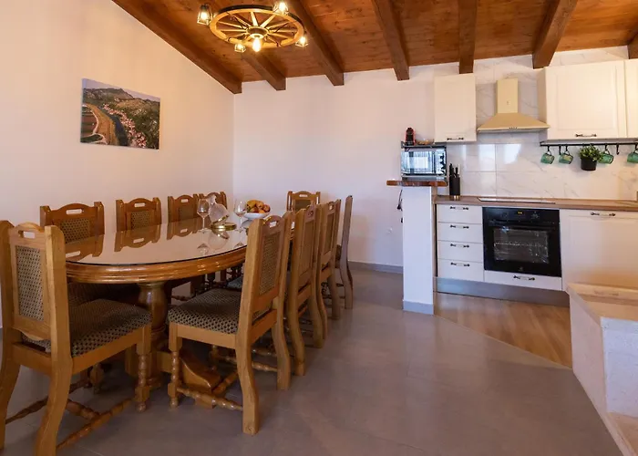 Casa de Férias 3 Bedroom Awesome In *