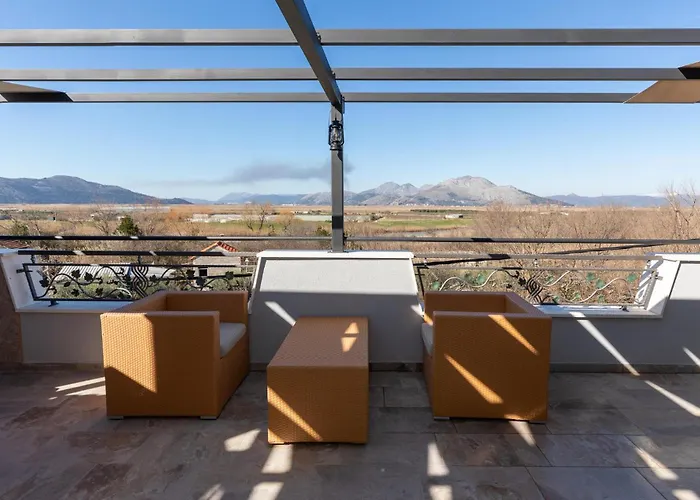 3 Bedroom Awesome In Mliniste