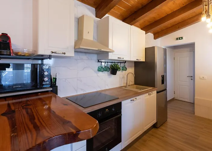 3 Bedroom Awesome In Casa de Férias