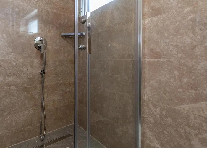 Casa de Férias 3 Bedroom Awesome In Mliniste